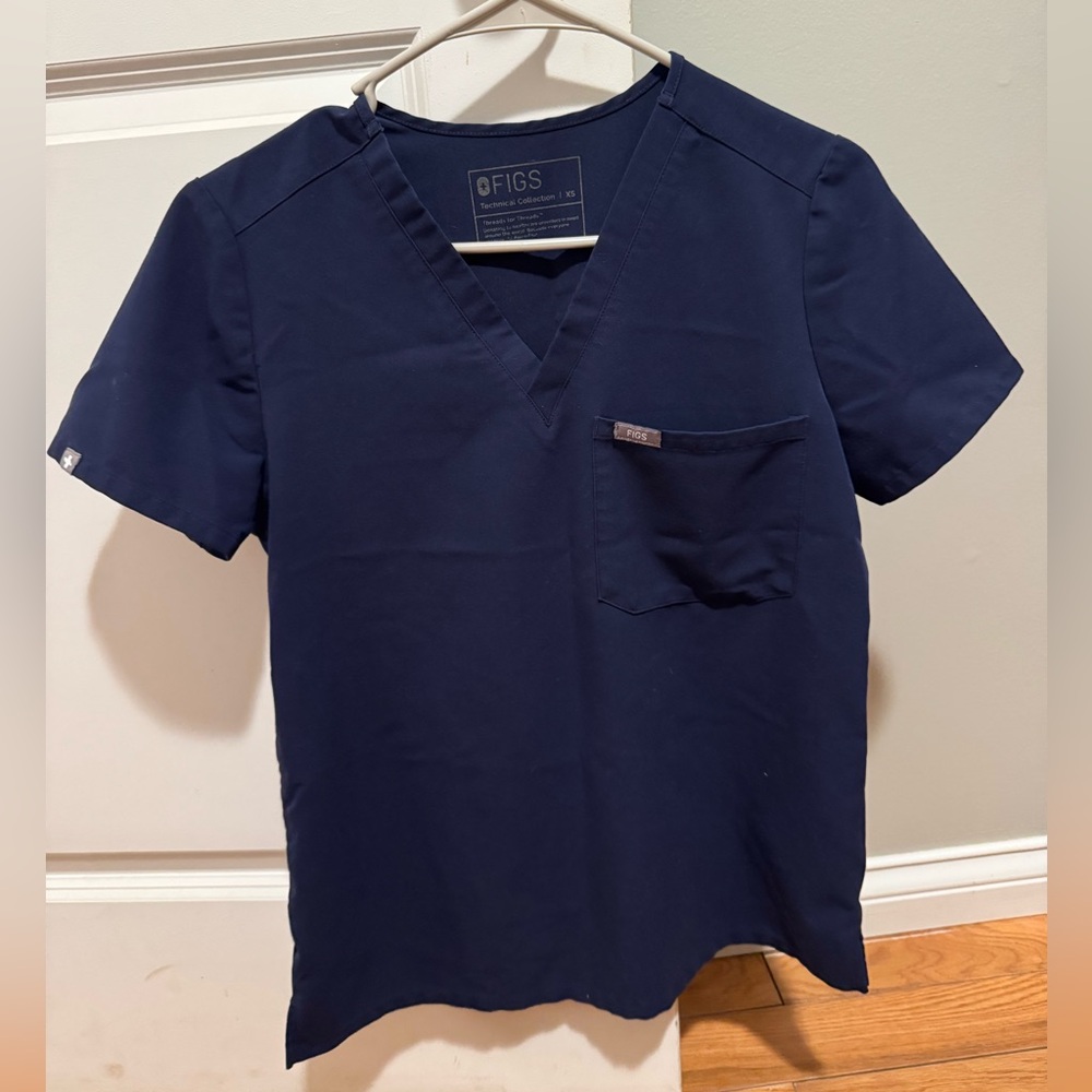 Figs one pocket top XS